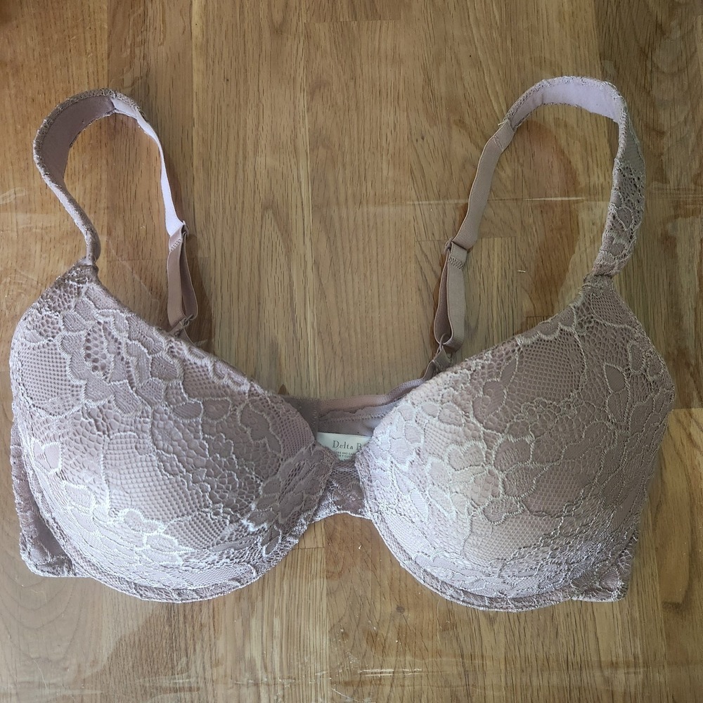 Delta Burke Size 38C Lace Molded Cup Bra Style 8411-16 Dusty Lilac